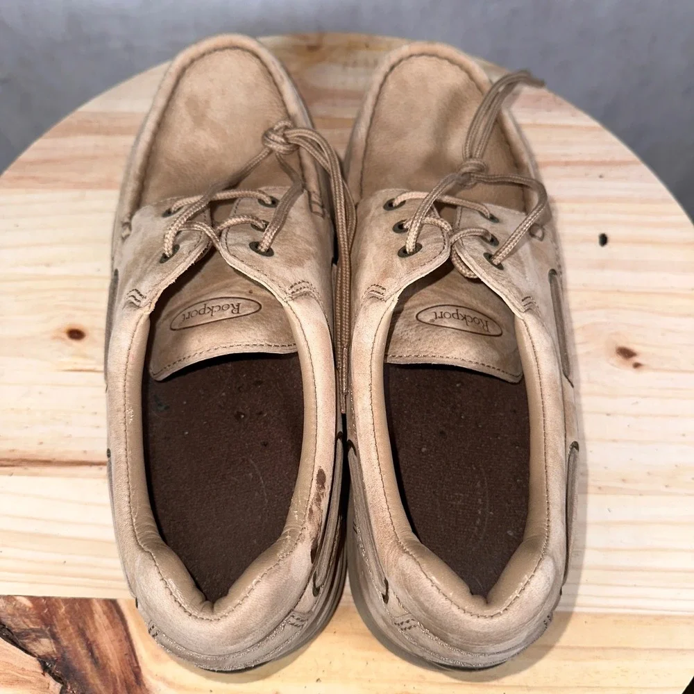Rockport leather boat